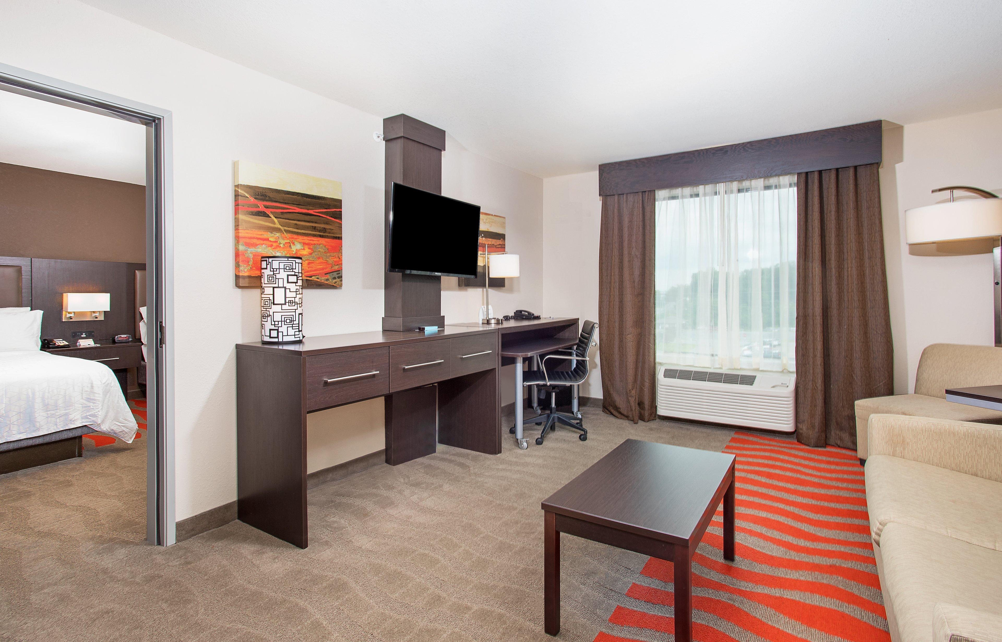 Holiday Inn Express Hotel & Suites Glasgow By Ihg Exterior photo